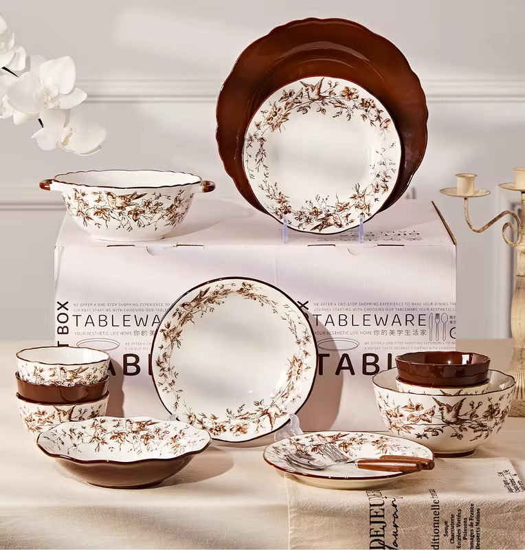 Retro Rose Household Anti-Slip full travel dish set is very luxurious luxury bowl kitchen dinner sets ceramic plates porcelain